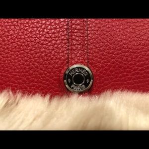 Hermes Wallet in Excellent Condition